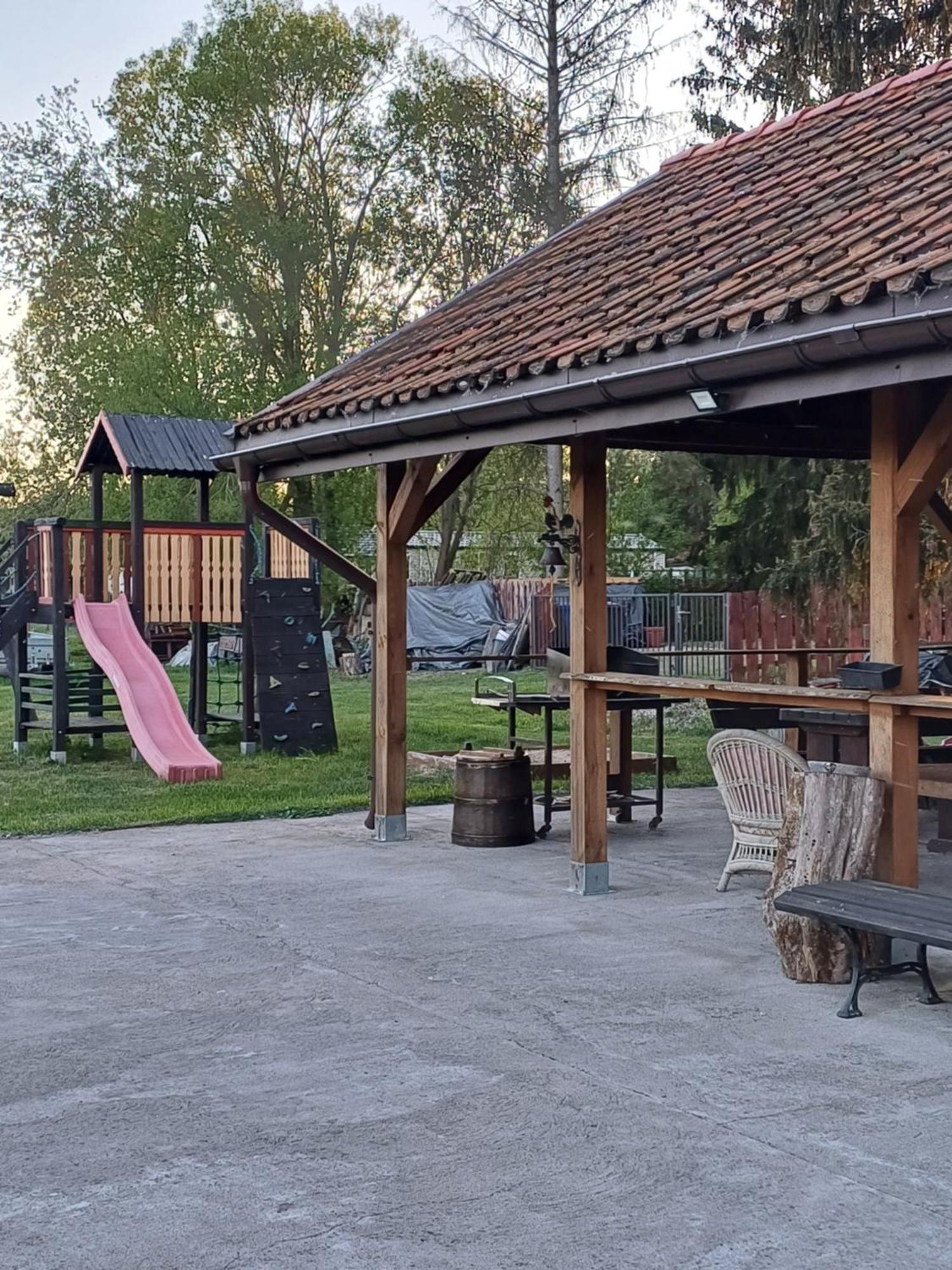 Gosciniec Twoje Mazury Nad Jeziorem Sniardwy Tuz Obok Plazy Nowe Guty Exterior foto