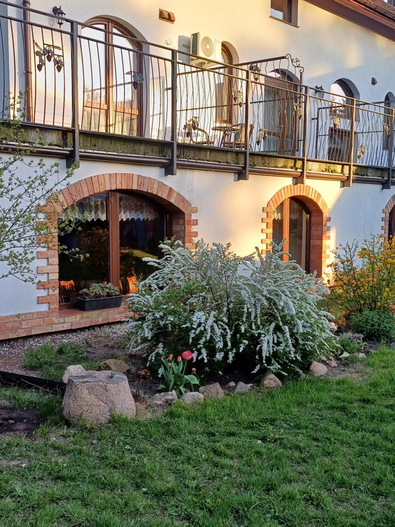 Gosciniec Twoje Mazury Nad Jeziorem Sniardwy Tuz Obok Plazy Nowe Guty Exterior foto